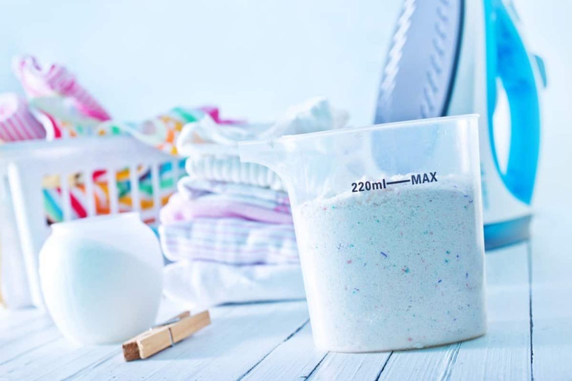 Laundry powder detergent for removing stains