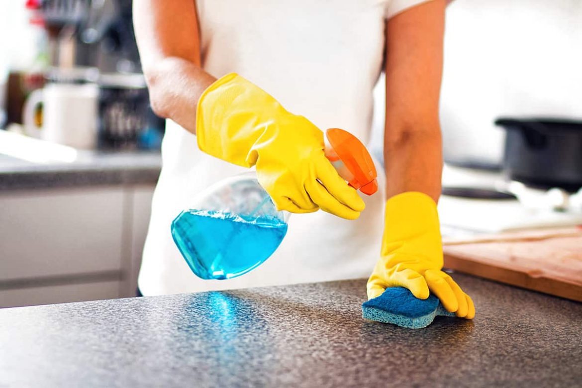 Bleach cleaning detergent for kitchen