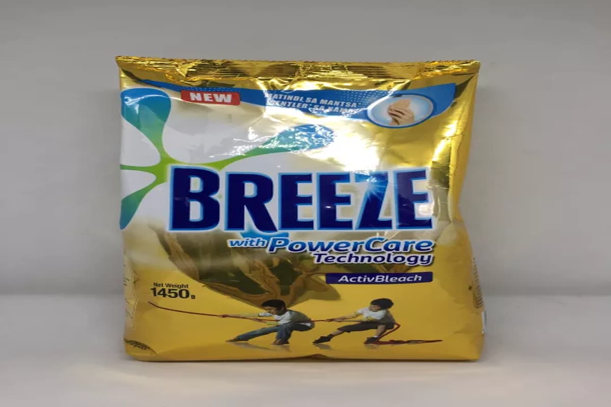  Breeze Detergent Powder; Using Less Water Removing Dirt Bacteria Stains 